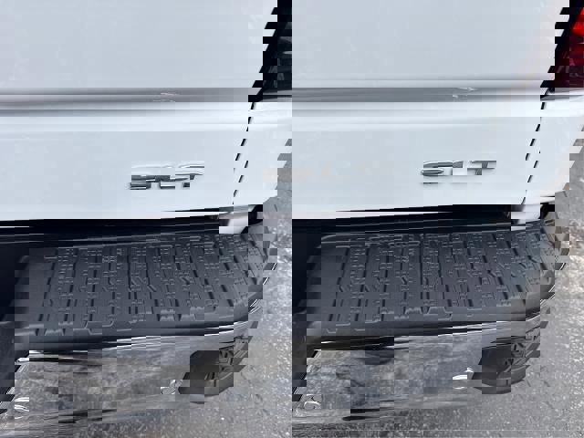 New 2026 GMC Sierra 1500 SLT w/ SLT Premium Plus Package image 10