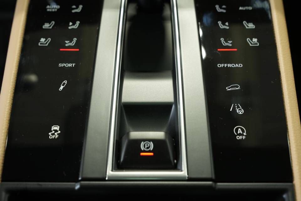 New 2026 Porsche Macan S AWD/4WD image 22
