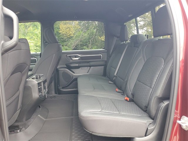 New 2026 RAM 1500 4x4 Crew Cab image 11