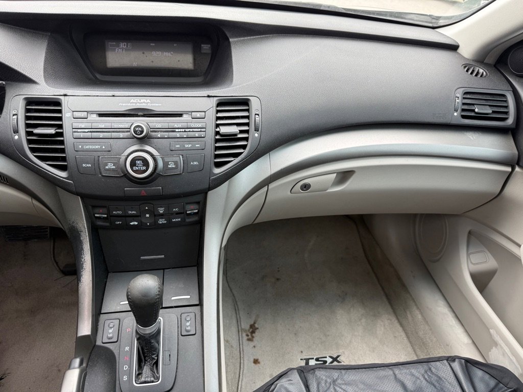 Used 2010 Acura TSX Sedan FWD image 11