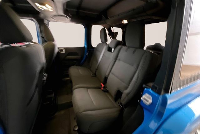 Used 2022 Jeep Wrangler Unlimited Sahara image 16