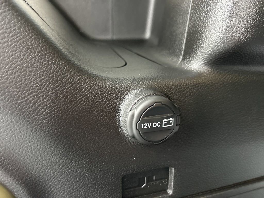 Used 2025 Jeep Wrangler Sport S image 29