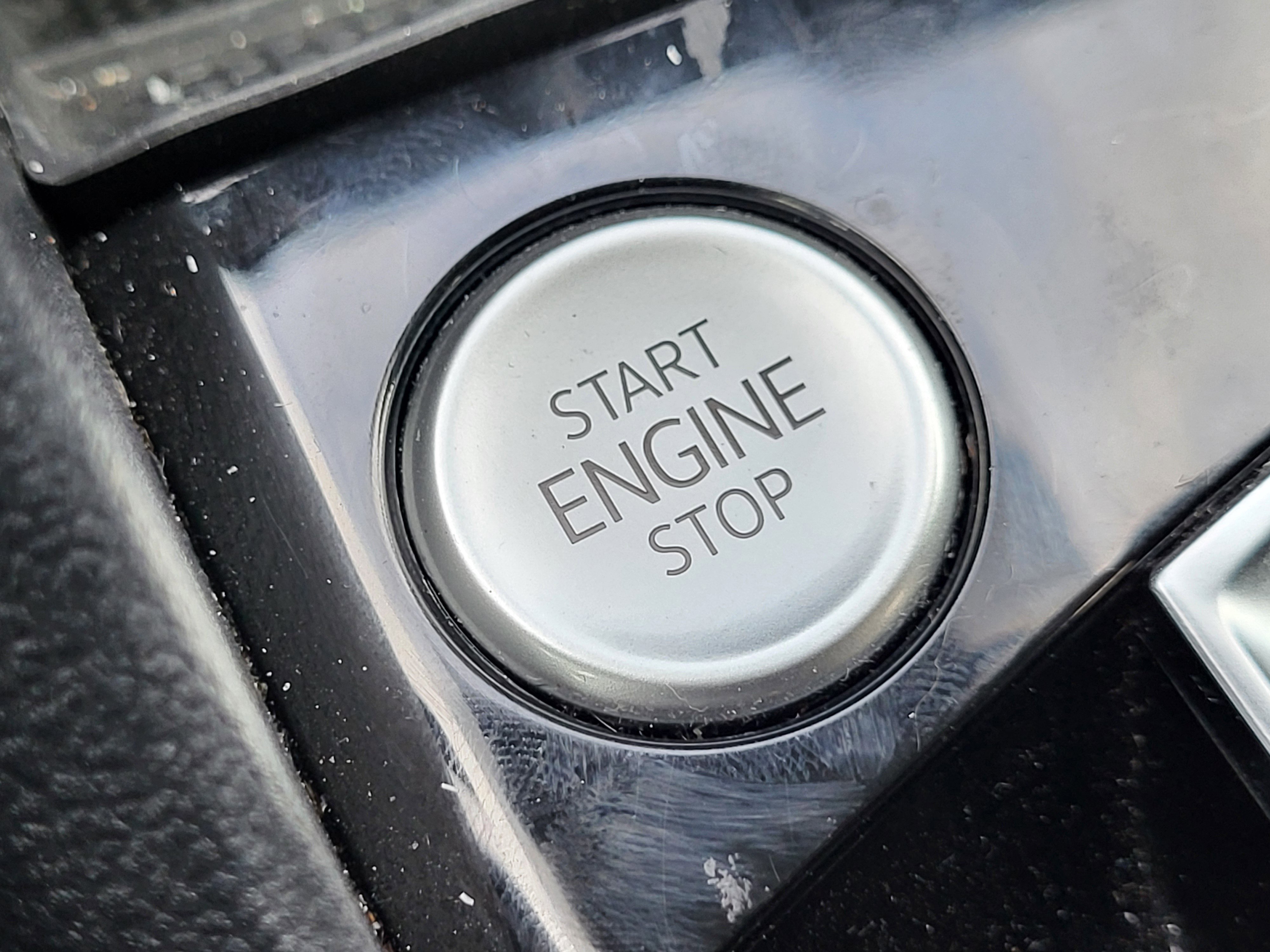 Used 2023 Volkswagen Taos SE image 30