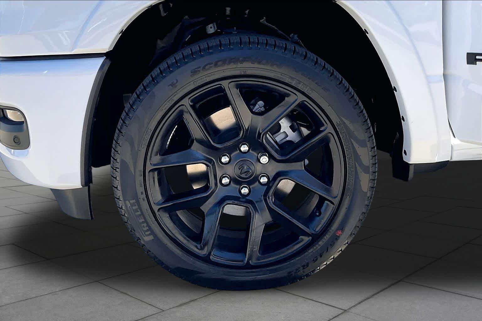 New 2027 RAM 1500 Laramie AWD/4WD image 11