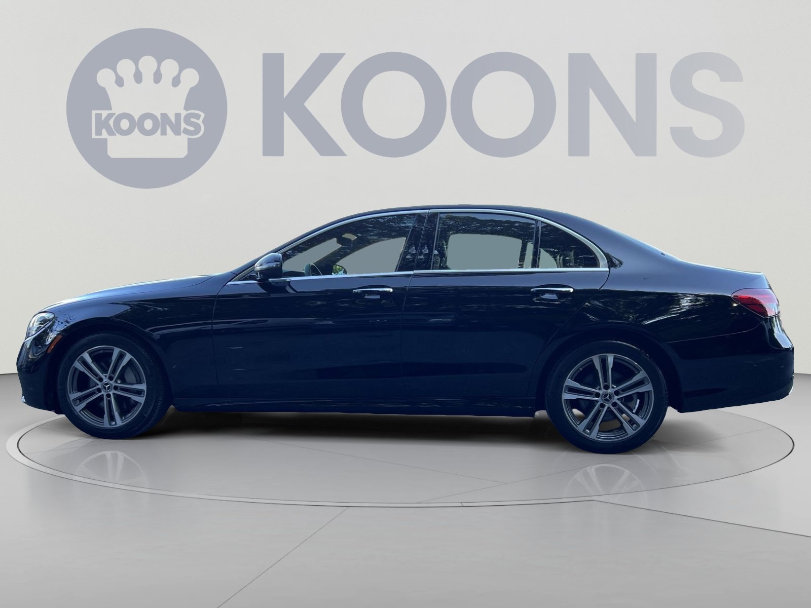 Used 2022 Mercedes-Benz E 350 4MATIC Sedan image 7