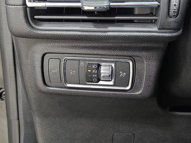 Certified 2022 Lincoln Corsair Reserve w/ Equipment Group 201A image 23