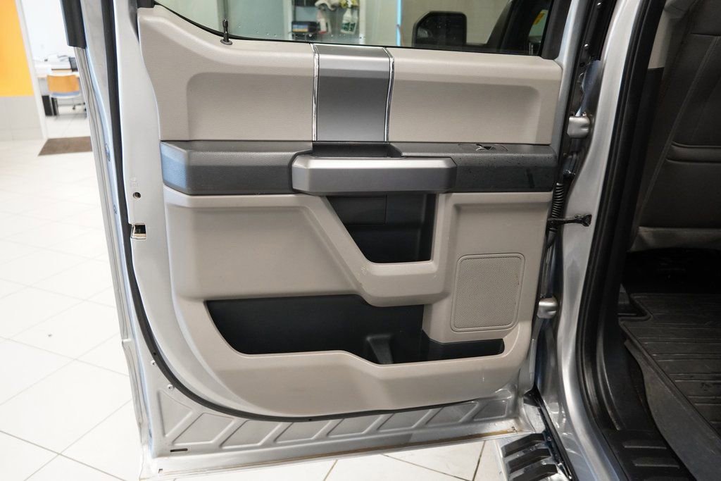 Used 2020 Ford F150 XLT w/ Equipment Group 302A Luxury image 24