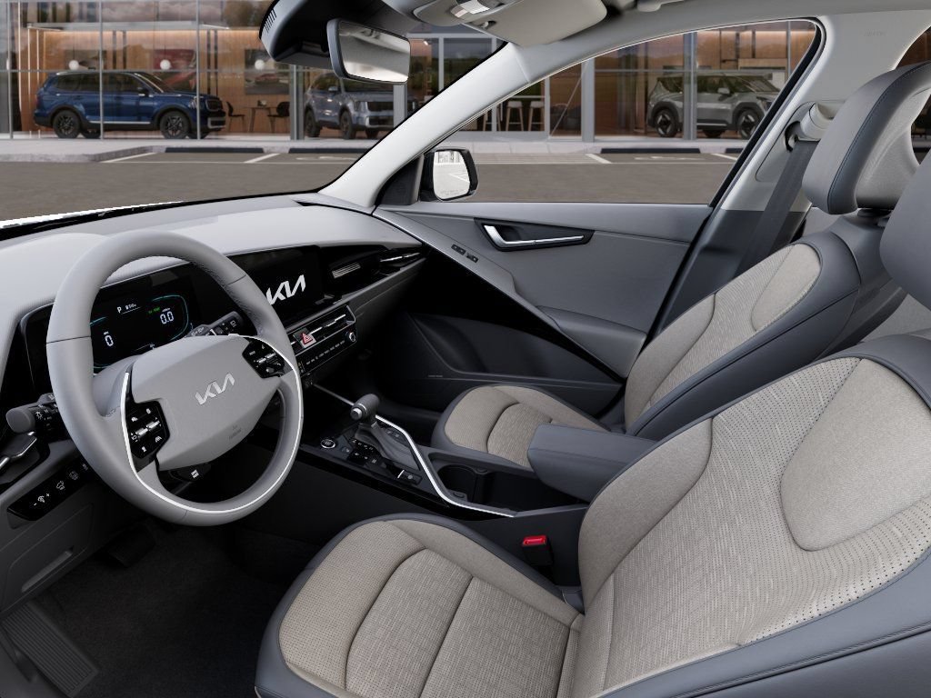 New 2026 Kia Niro FWD image 17