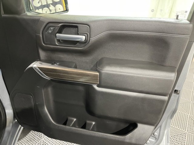 Used 2020 Chevrolet Silverado 1500 RST image 26