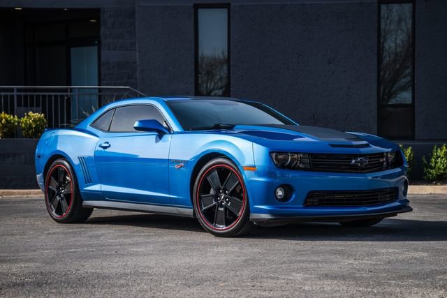 Used 2013 Chevrolet Camaro SS w/ Hot Wheels Special Edition RWD image 37