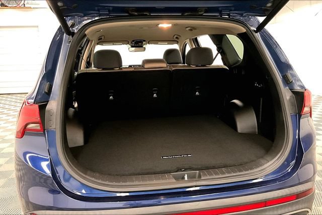 Used 2022 Hyundai Santa Fe SEL w/ Convenience Package FWD image 39