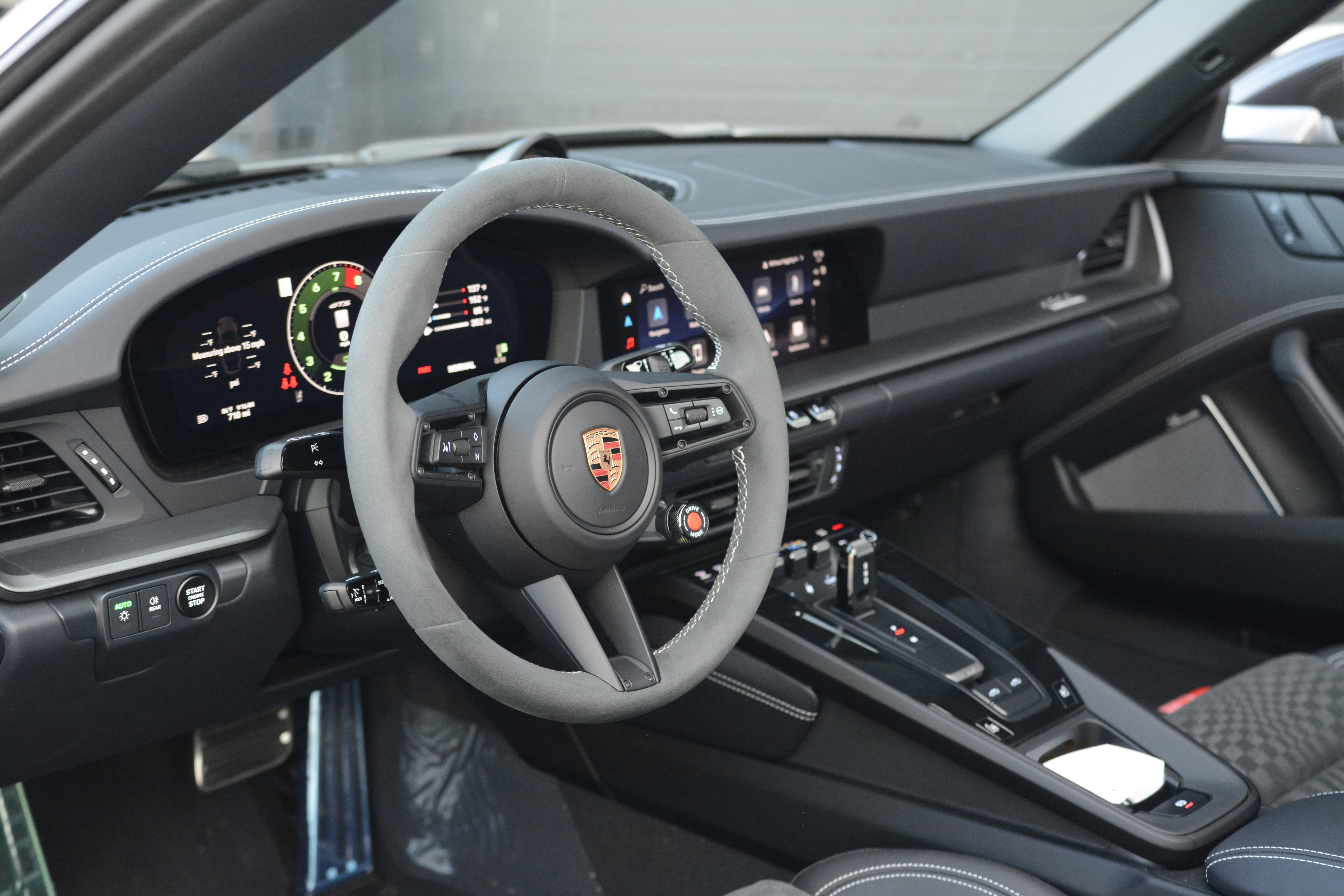 Certified 2026 Porsche 911 Targa 4 GTS AWD/4WD image 4