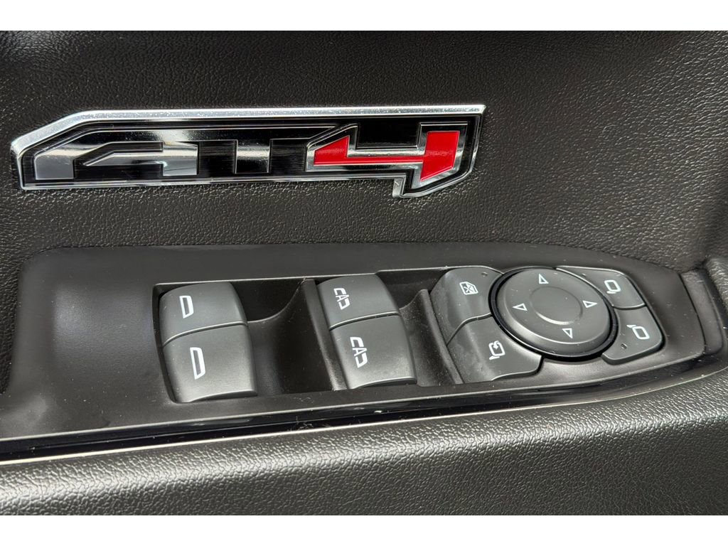 Used 2023 GMC Sierra 1500 AT4 w/ AT4 Premium Package AWD/4WD image 12