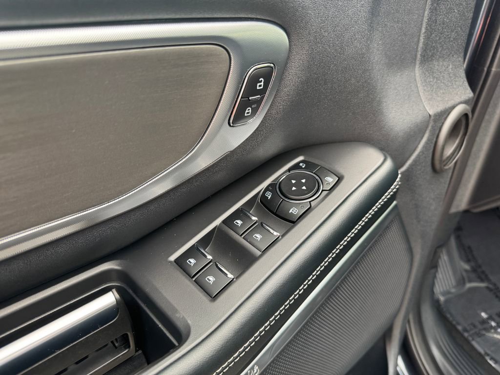 Used 2025 Ford Expedition Platinum w/ Driver's Package image 22