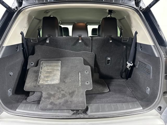 Used 2023 Nissan Pathfinder SL image 26