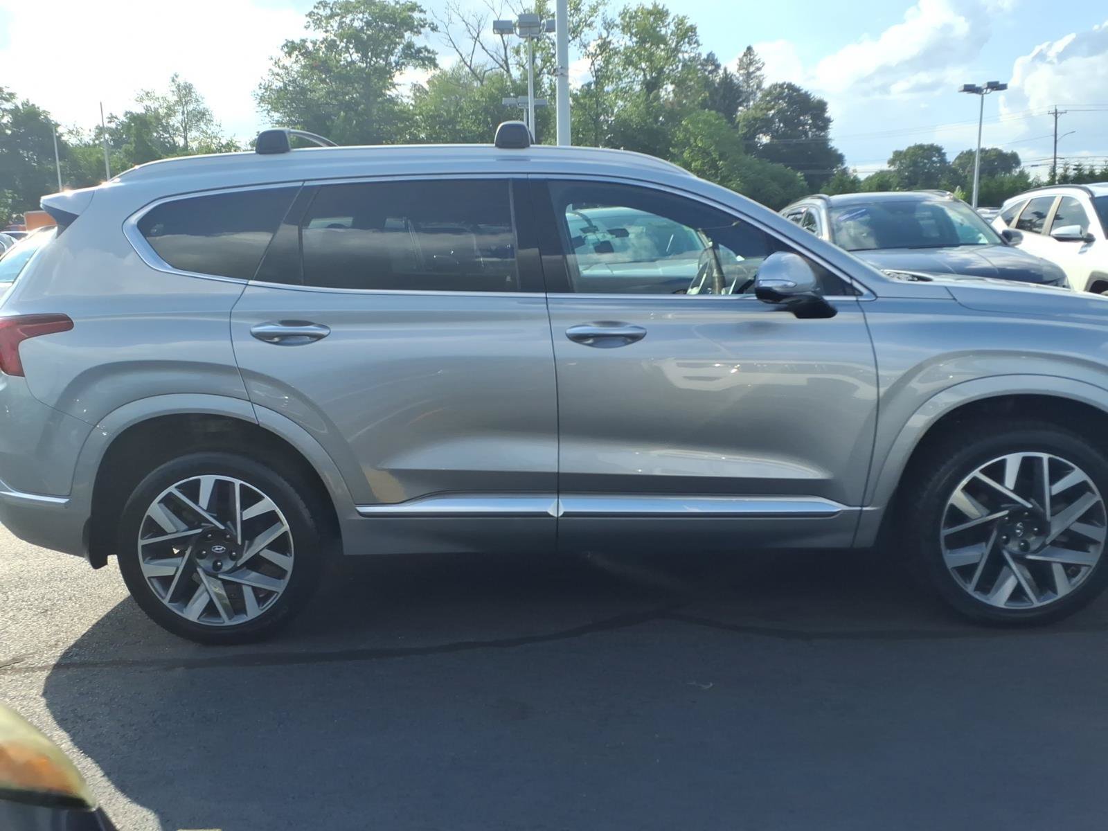 Certified 2023 Hyundai Santa Fe Calligraphy w/ Cargo Package AWD/4WD image 4