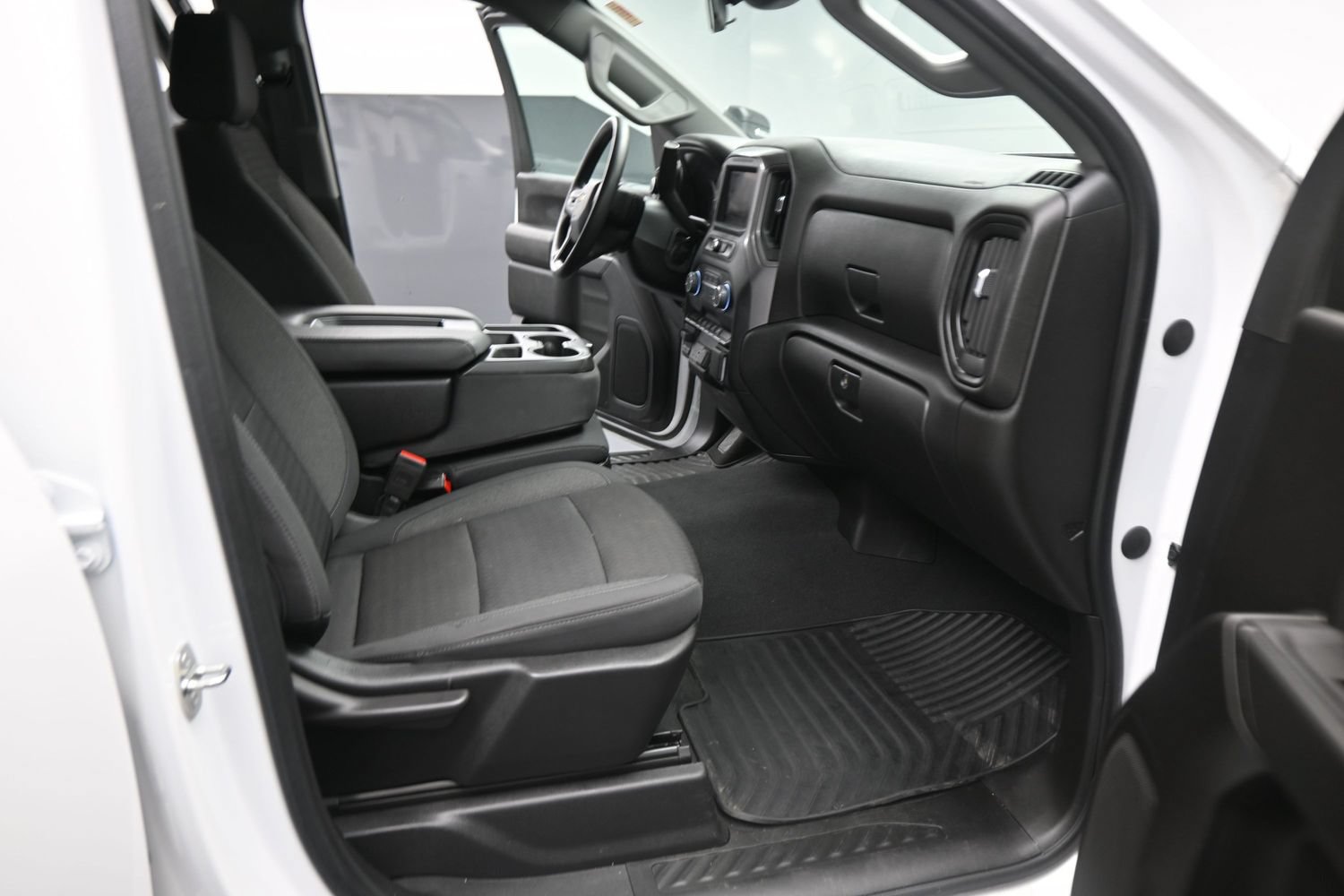 Used 2024 Chevrolet Silverado 2500 Custom w/ Custom Convenience Package AWD/4WD image 20