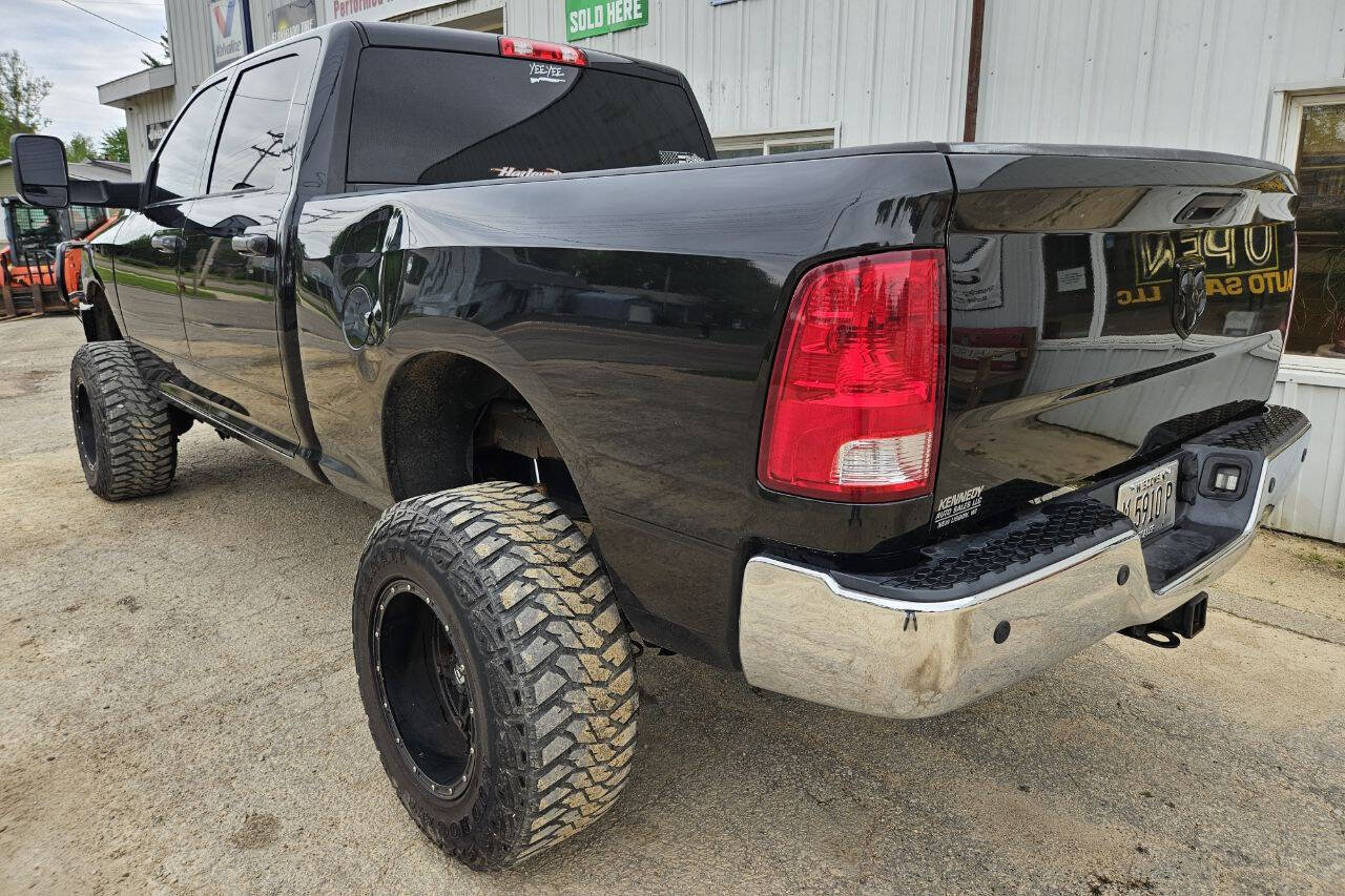 Used 2015 RAM 2500 Tradesman w/ Chrome Appearance Group AWD/4WD image 11