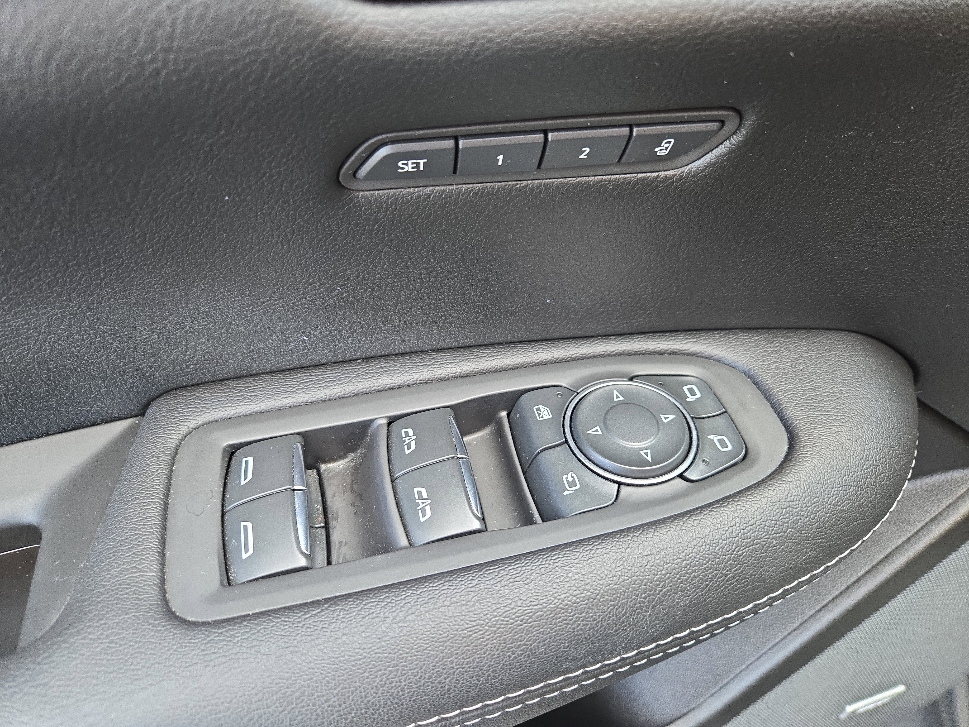 Used 2021 Cadillac XT5 Premium Luxury image 15