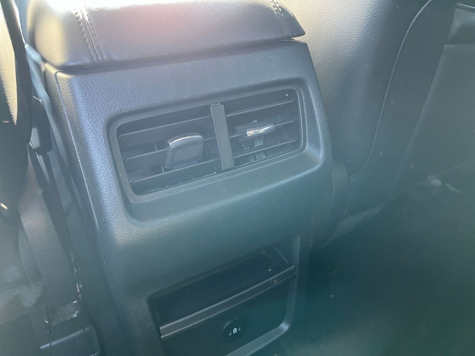 Used 2024 Ford Edge SEL image 24