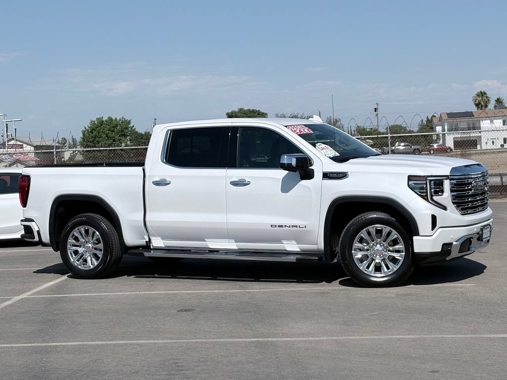 Used 2024 GMC Sierra 1500 Denali w/ Technology Package RWD image 4