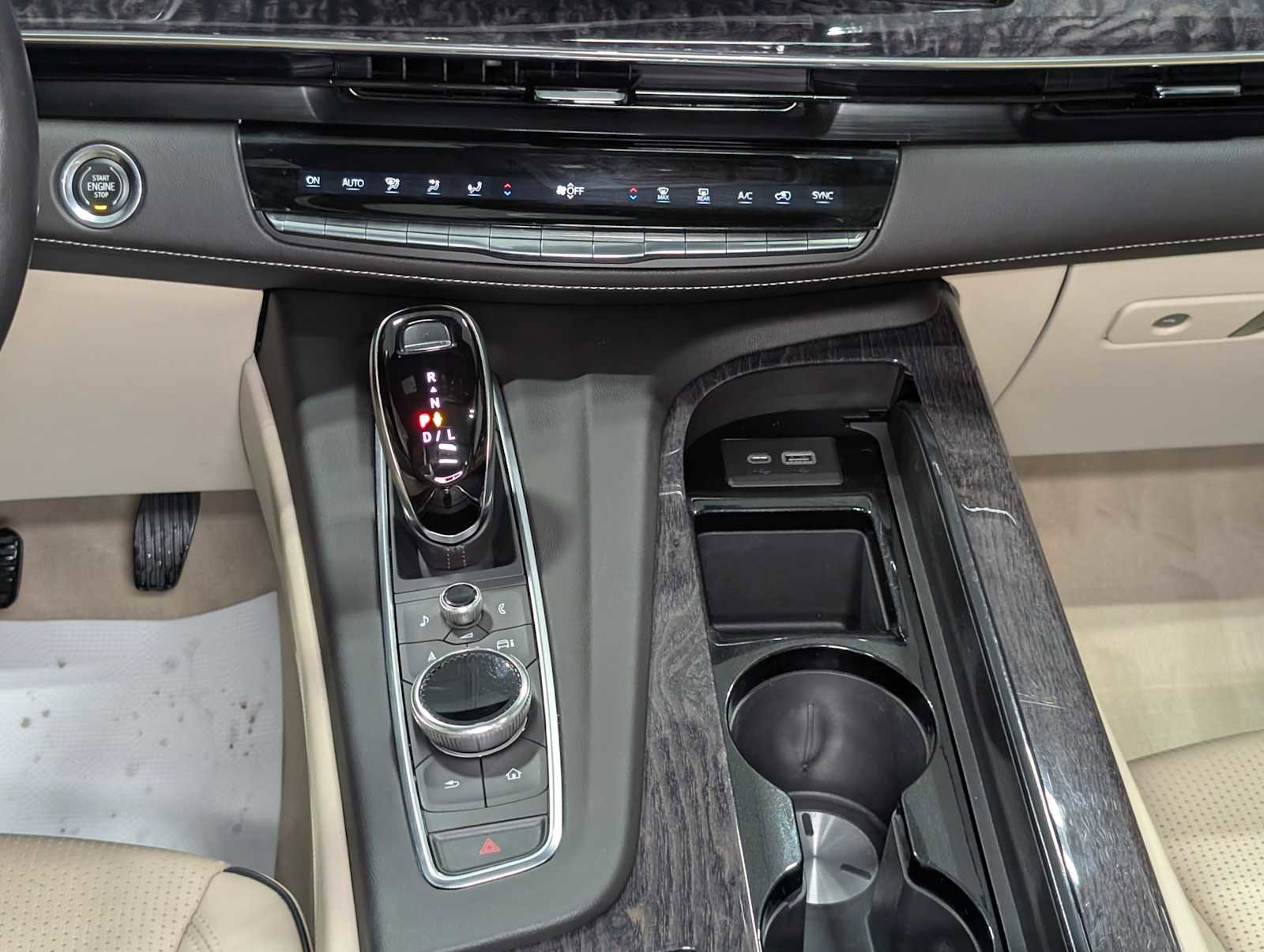 Certified 2021 Cadillac Escalade Premium Luxury image 22