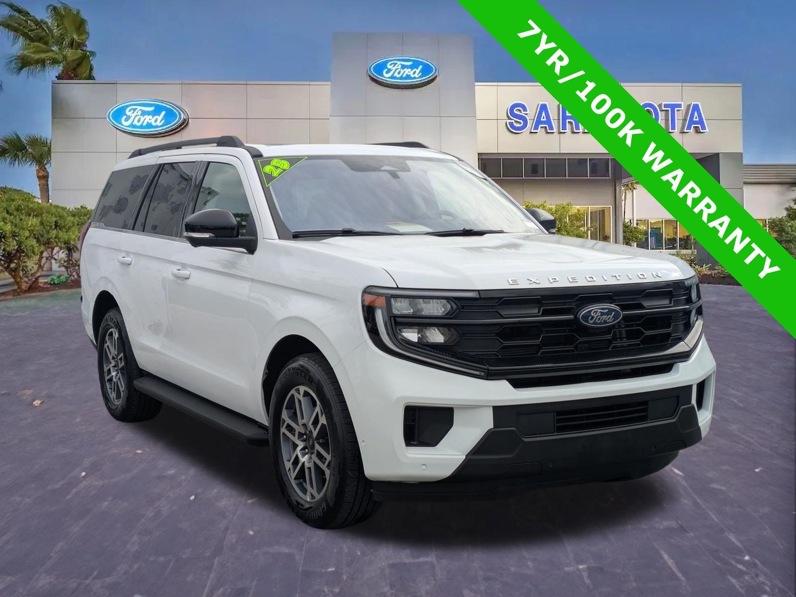 Certified 2025 Ford Expedition Active RWD image 1