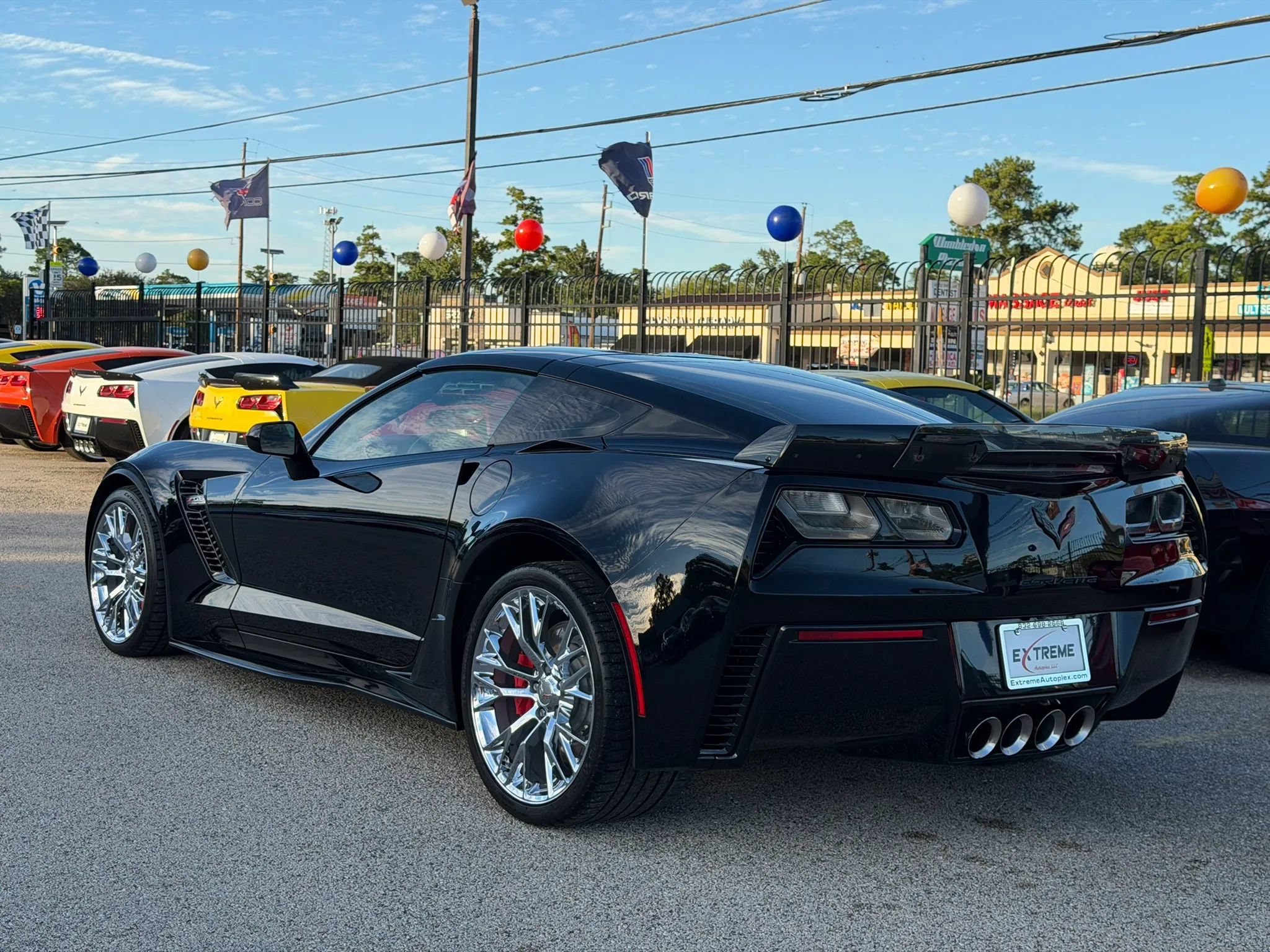 Used 2015 Chevrolet Corvette Z06 w/ 3LZ Preferred Equipment Group RWD image 6