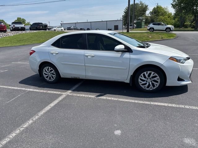 Used 2019 Toyota Corolla LE FWD image 6