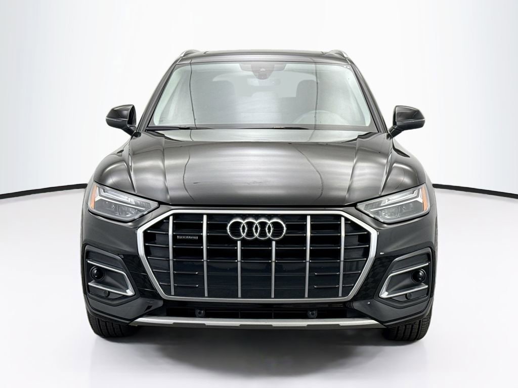 Certified 2023 Audi Q5 2.0T Premium w/ Convenience Package image 2