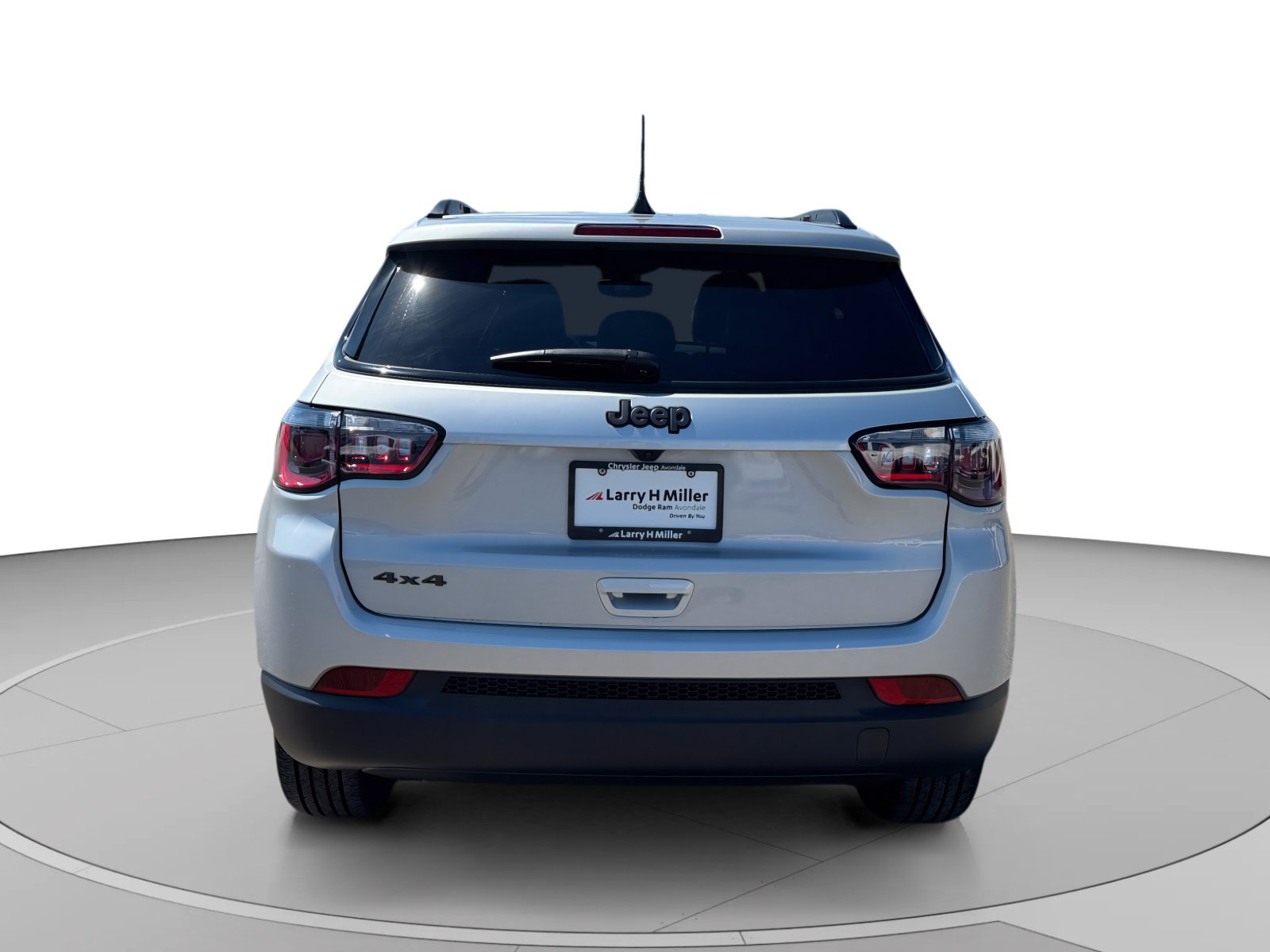 Certified 2026 Jeep Compass Latitude AWD/4WD image 5