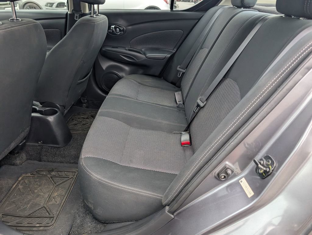 Used 2019 Nissan Versa SV FWD image 7