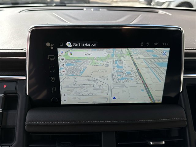 Used 2023 GMC Yukon SLT w/ SLT Luxury Package image 26