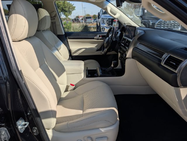 Used 2023 Lexus GX 460 Premium w/ Premium Package AWD/4WD image 34