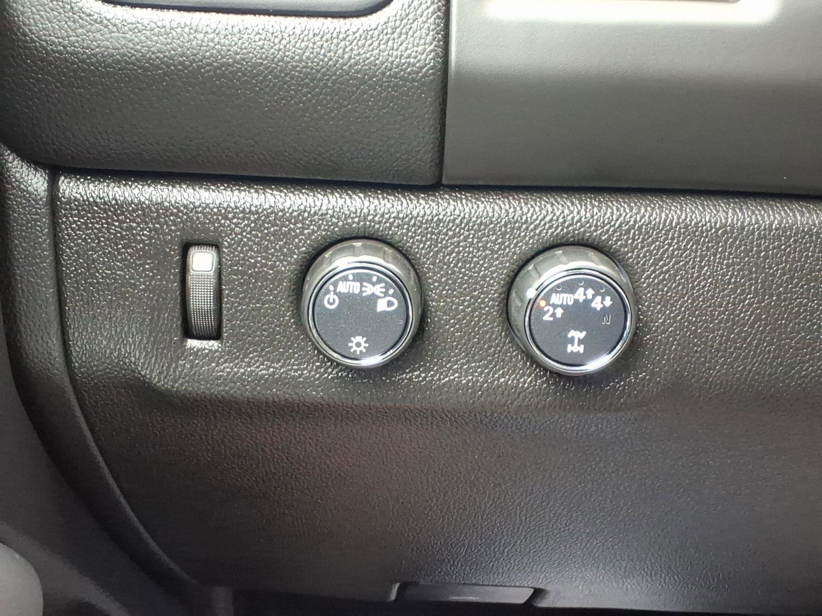 Used 2019 Chevrolet Colorado LT image 18