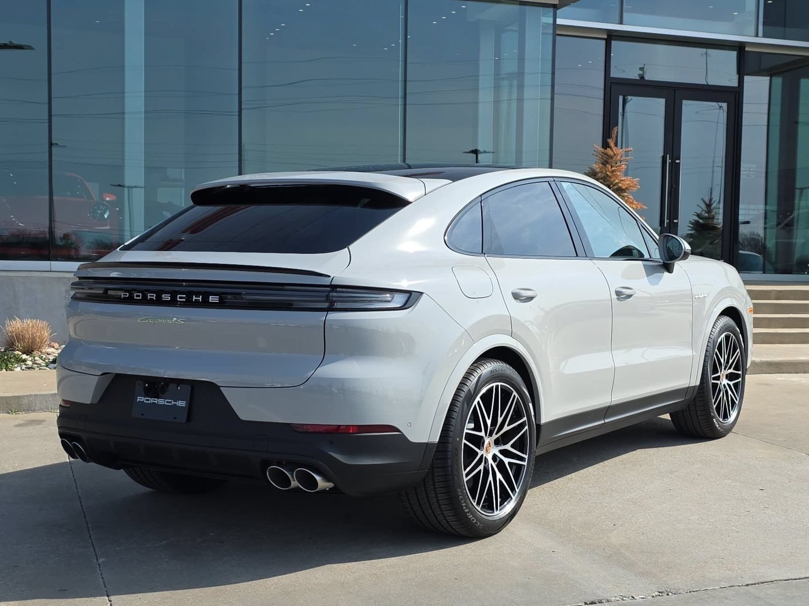 New 2026 Porsche Cayenne S AWD/4WD image 7