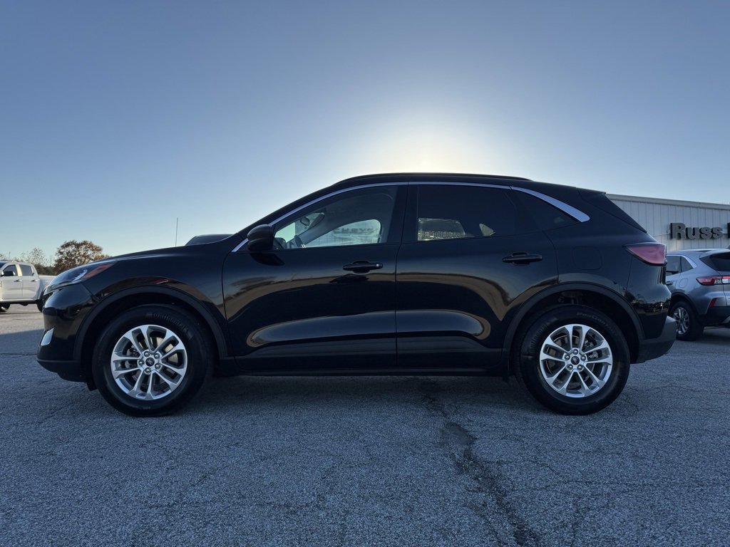 Used 2022 Ford Escape SE w/ Convenience Package image 9