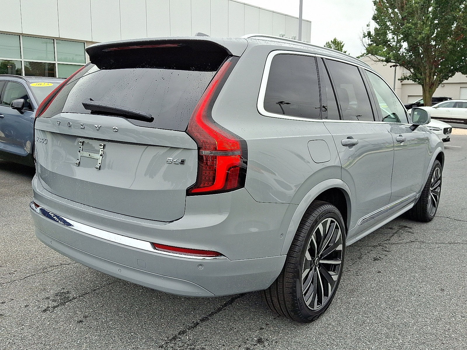 New 2026 Volvo XC90 B6 Ultra image 4