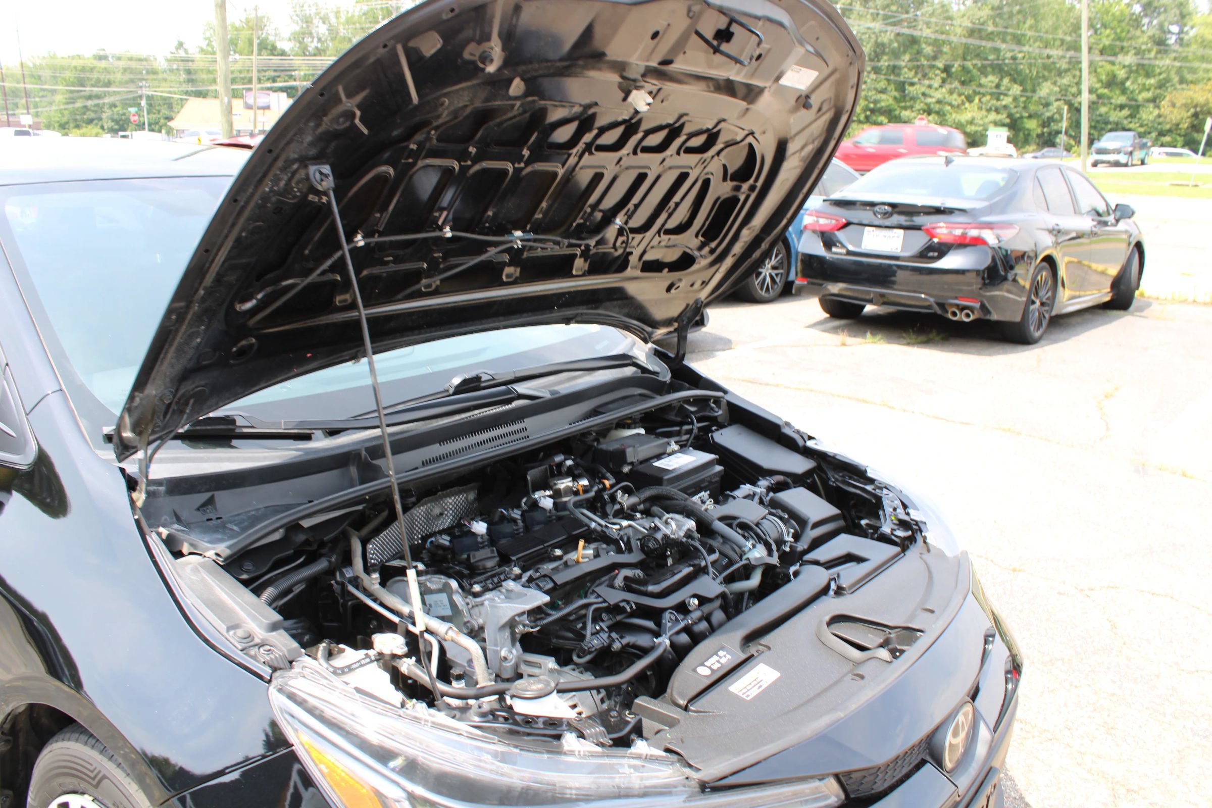 Used 2023 Toyota Corolla LE FWD image 25