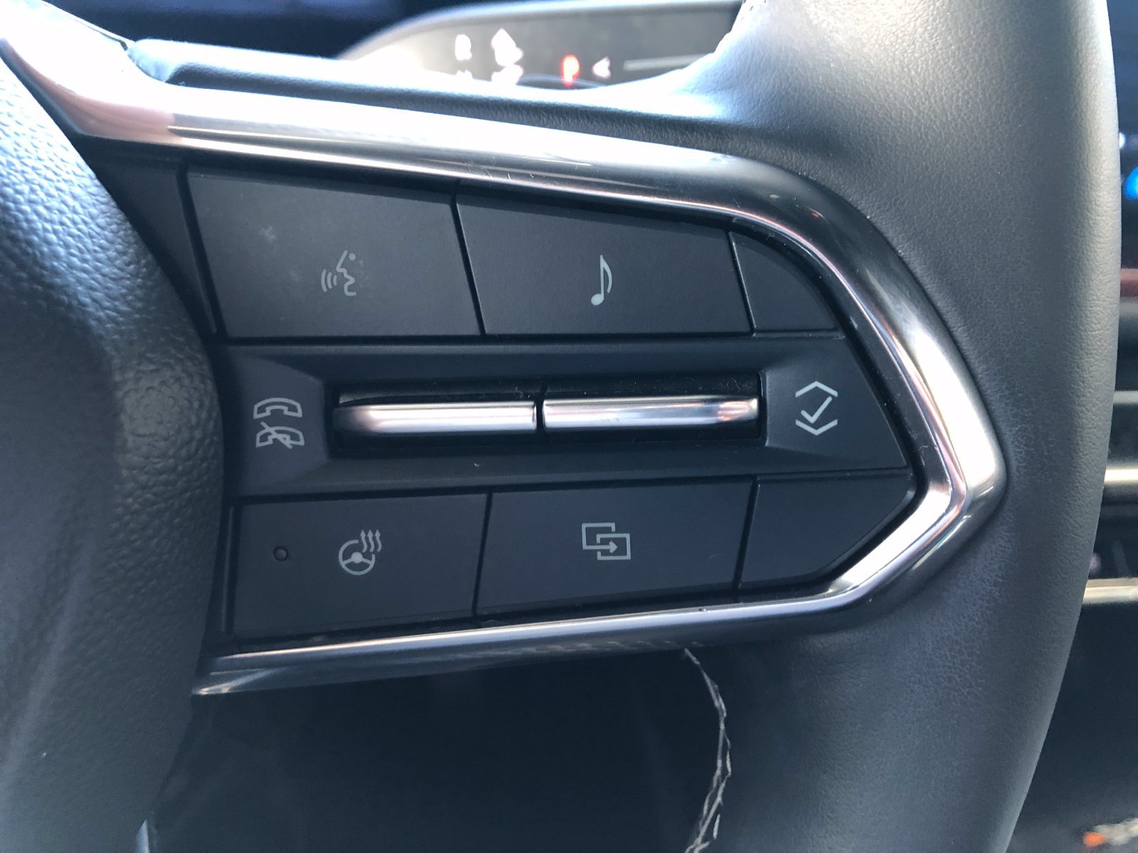 Used 2024 Chevrolet Traverse Z71 w/ Enhanced Driving Package AWD/4WD image 34