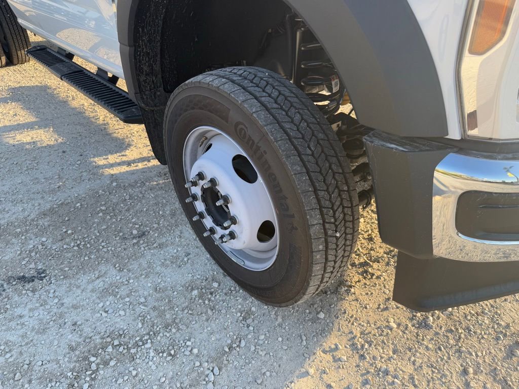 New 2025 Ford F450 XL w/ XL Chrome Package image 14