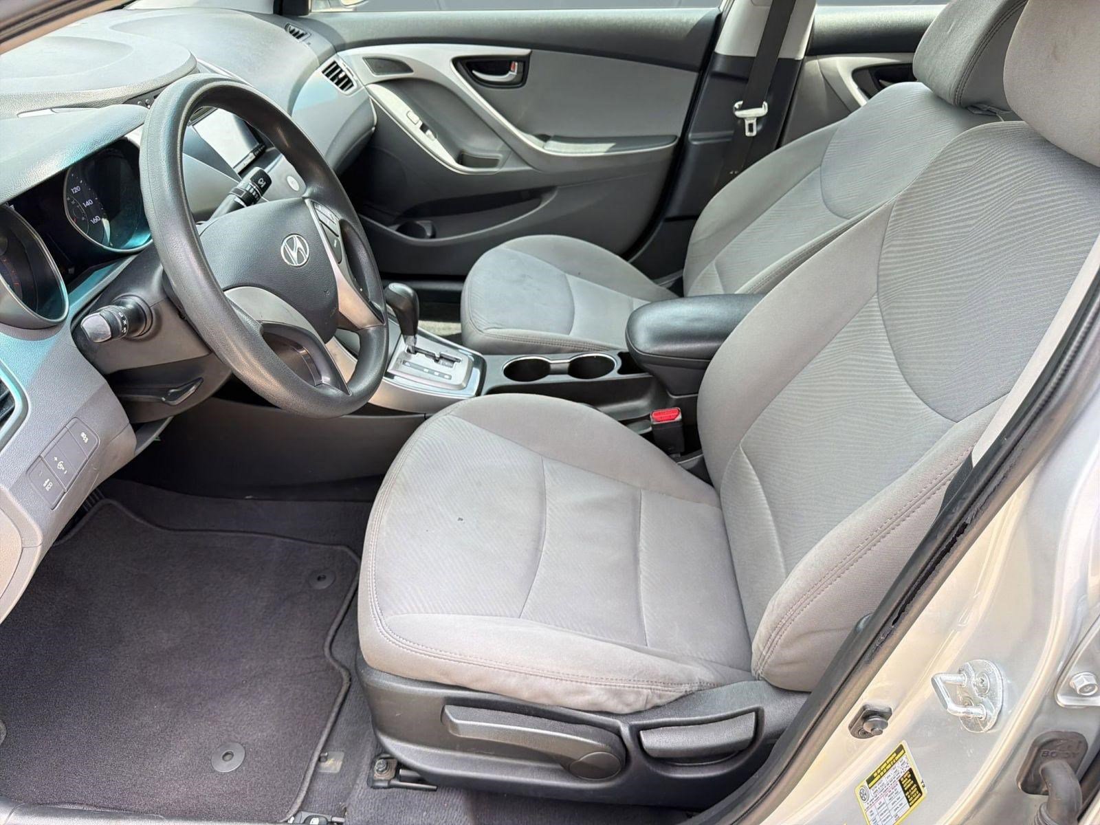 Used 2013 Hyundai Elantra GLS image 5