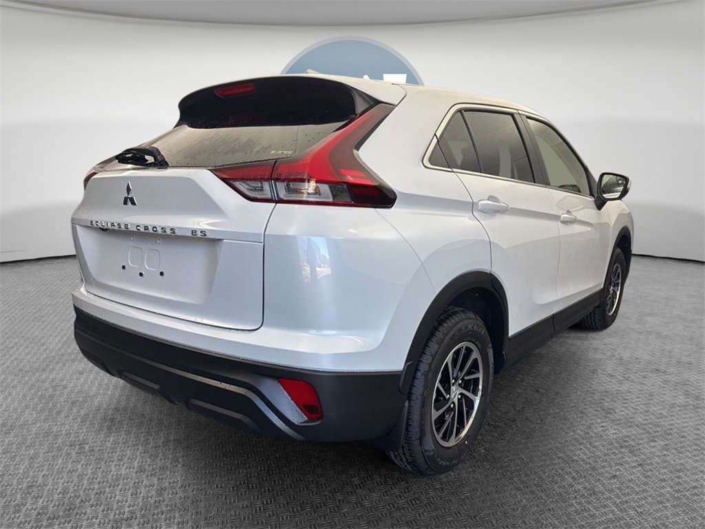 New 2026 Mitsubishi Eclipse Cross ES image 3