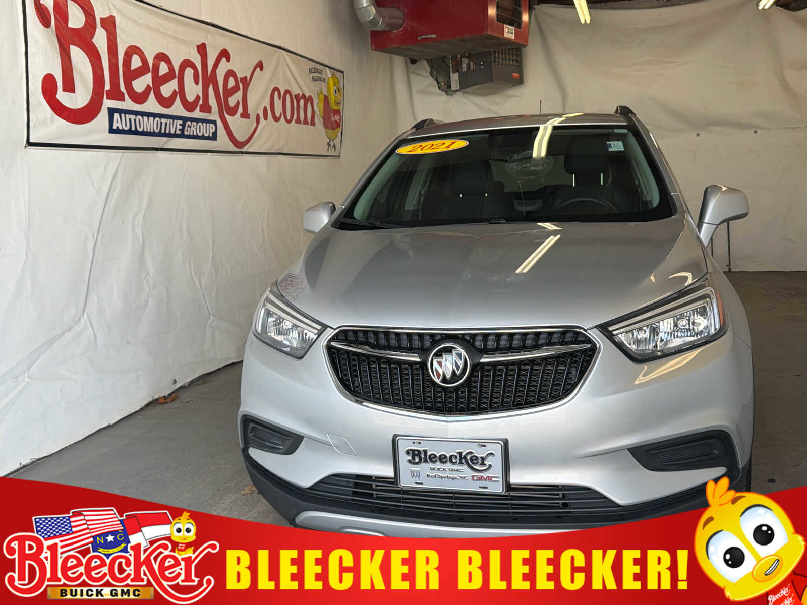 Used 2021 Buick Encore Preferred image 1