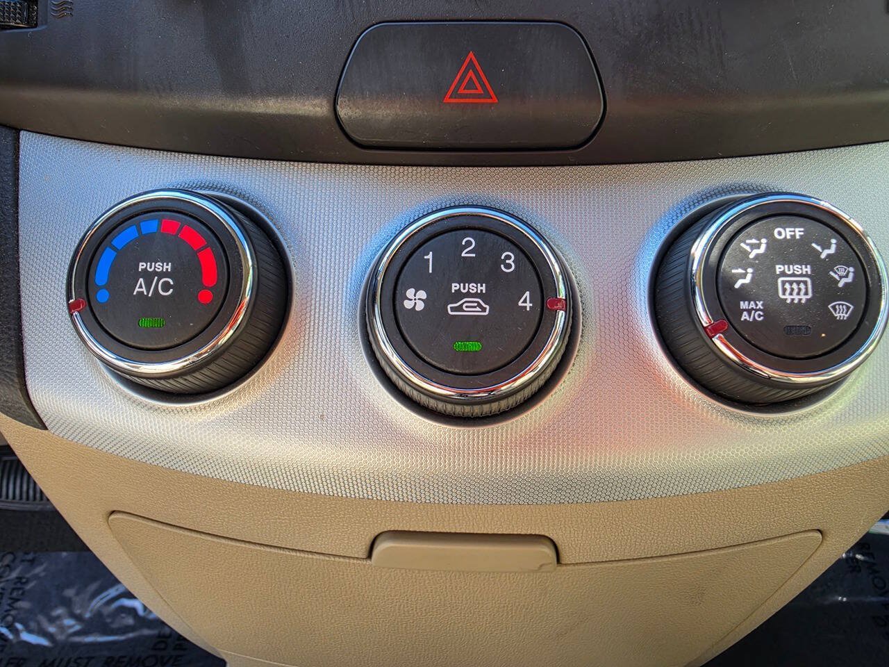 Used 2008 Hyundai Elantra GLS FWD image 36