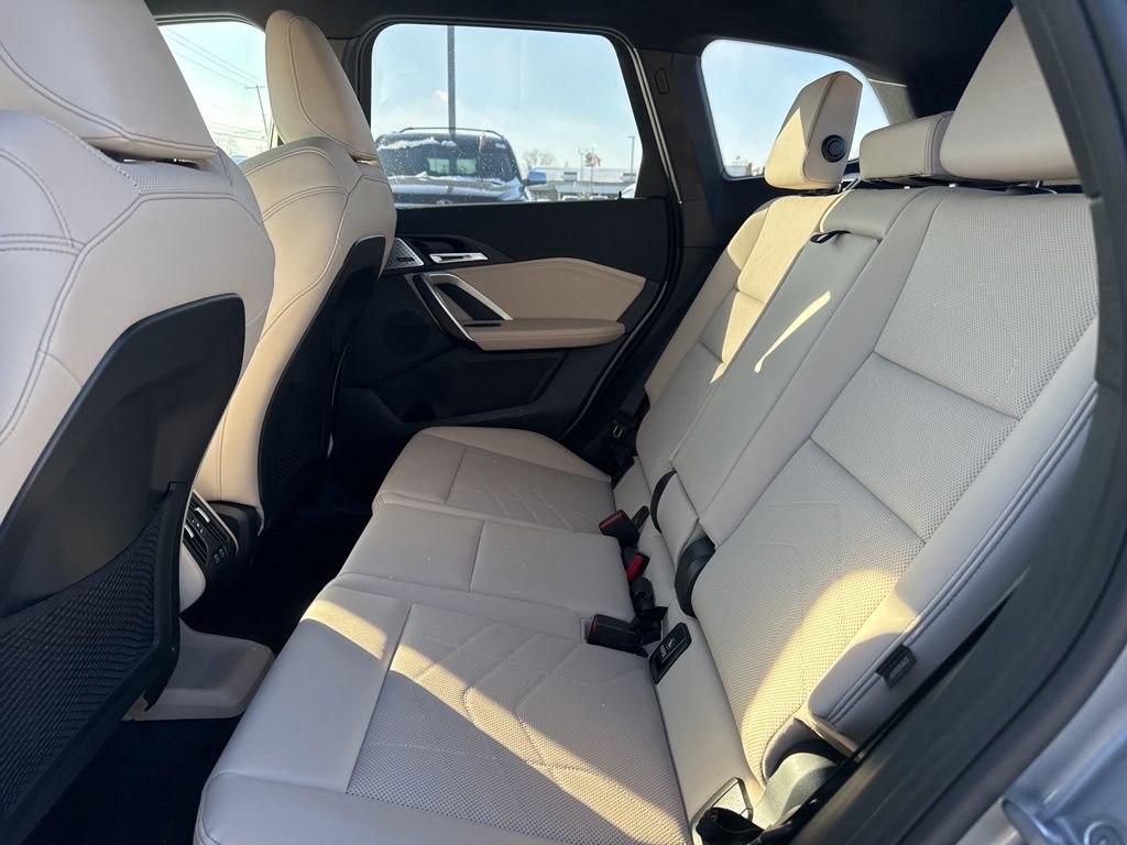 Used 2023 BMW X1 xDrive28i w/ Premium Package image 19