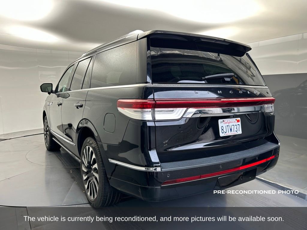 Used 2023 Lincoln Navigator Black Label image 3