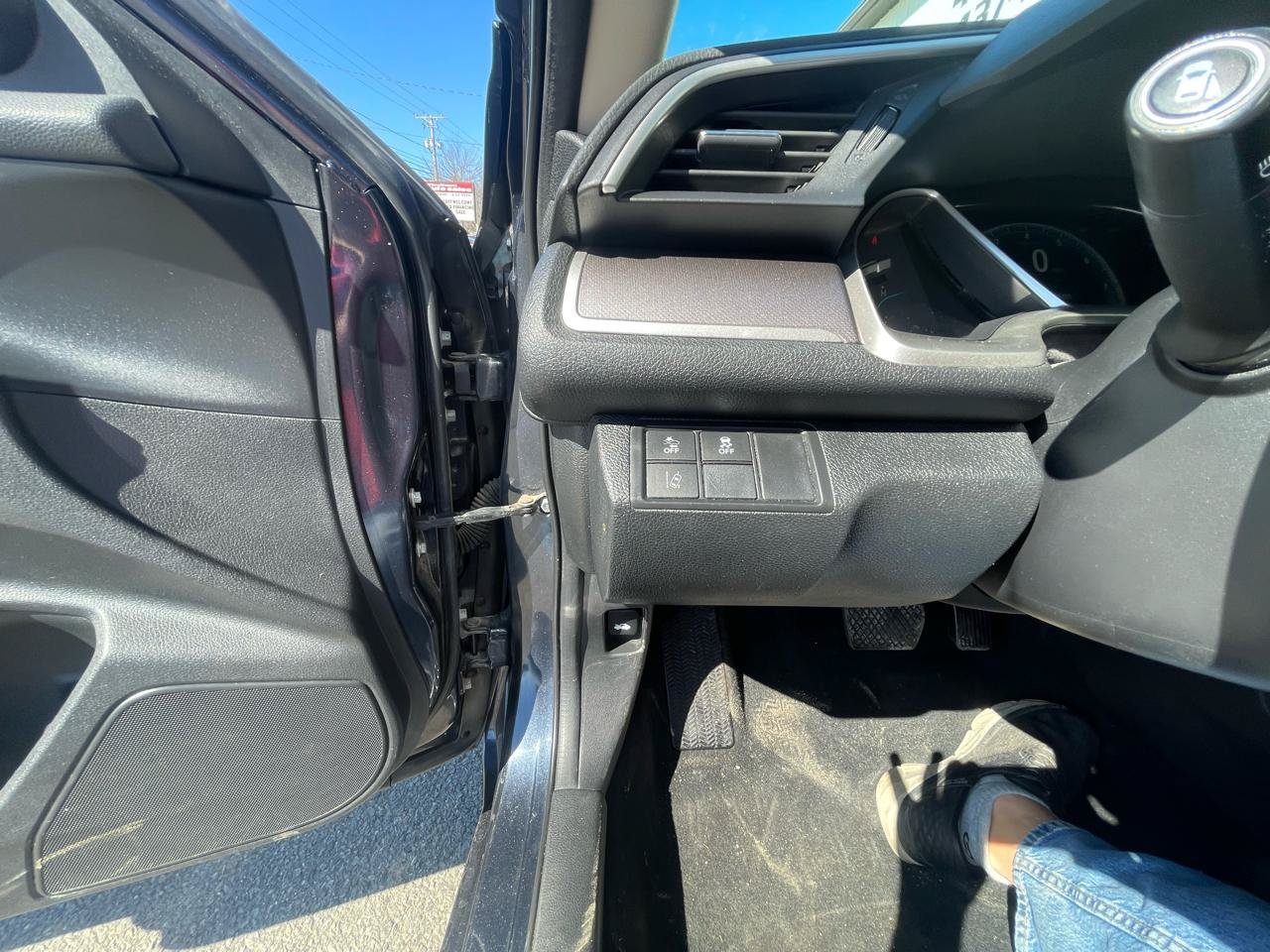 Used 2018 Honda Civic EX image 14