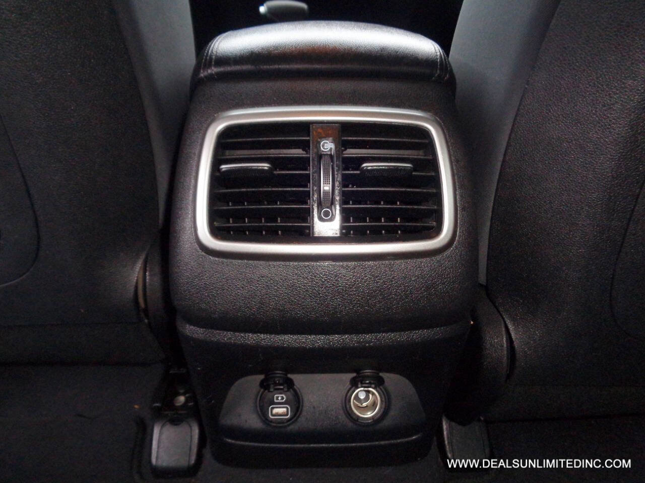 Used 2019 Kia Sorento AWD image 15