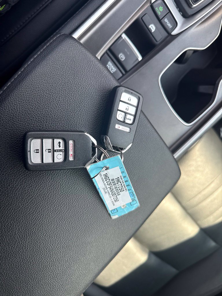 Used 2022 Honda Accord EX-L image 6